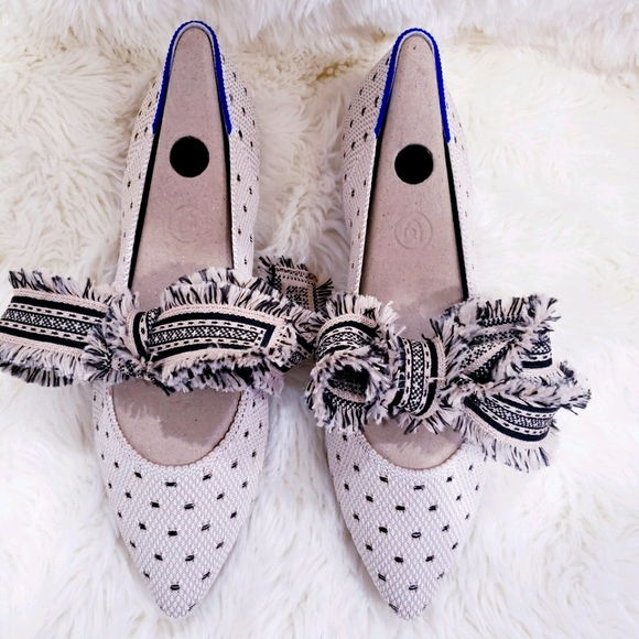 Shoes | Tuxedo Mary Jane Rothys Sz 